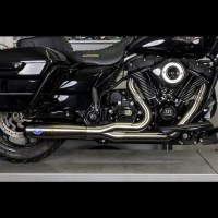550-1000_onbike_web